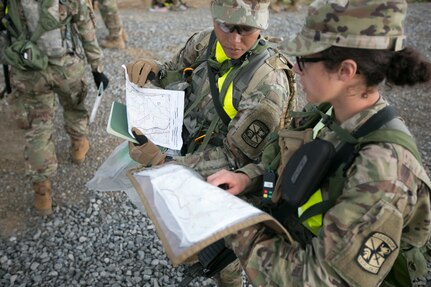 Reserve personnel provide future officers an azimuth to land navigation success