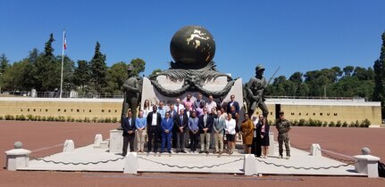 USACAPOC Soldiers immerse themselves in the French language