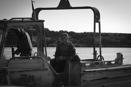 Army Reserve Soldiers and Marine Corps Reserve participate in River Assault 19