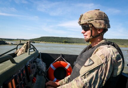 Army Reserve Soldiers and Marine Corps Reserve participate in River Assault 19