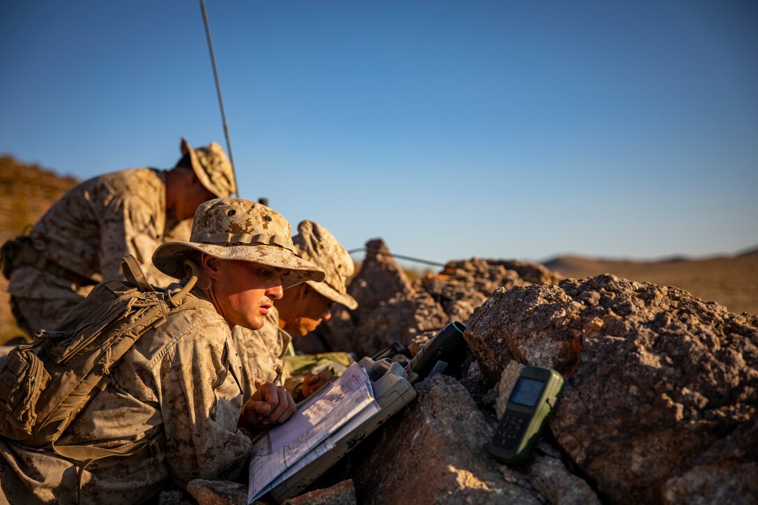 https://www.dvidshub.net/image/5620472/reserve-marines-with-1st-battalion-25th-marine-regiment-conduct-training-range-410a