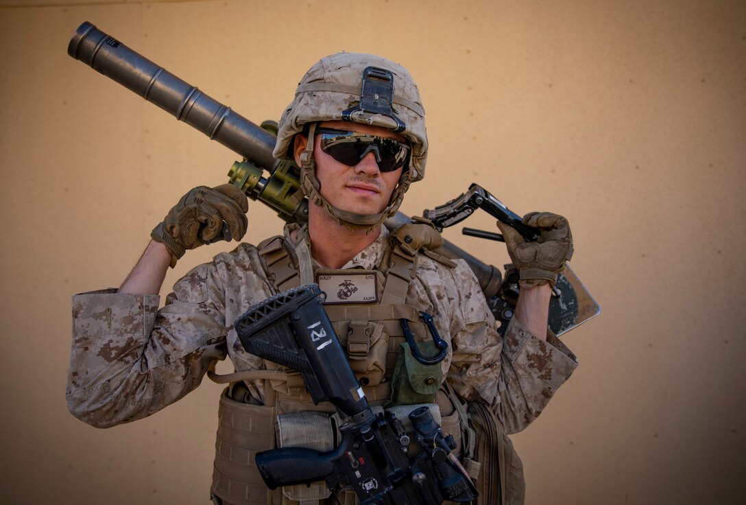 A U.S. Marine with 1st Battalion, 25th Marine Regiment, 4th Marine Division, carries an M224 60mm mortar at Marine Corps Air Ground Combat Center Twentynine Palms, Calif., July 30, 2019, during Integrated Training Exercise 5-19. ITX 5-19 is an essential component of the Marine Forces Reserve training and readiness cycle. It serves as the principle exercise for assessing a unit’s capabilities. (U.S. Marine Corps photo by Sgt. Andy O. Martinez)