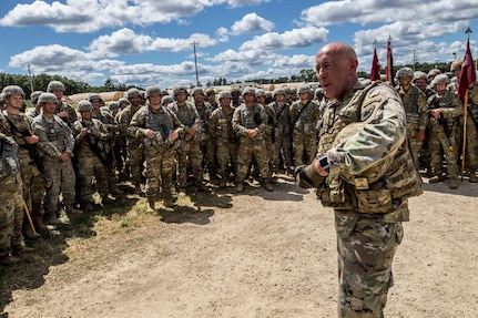 Lt. Gen. Charles D. Luckey speaks with Army Reserve Soldiers