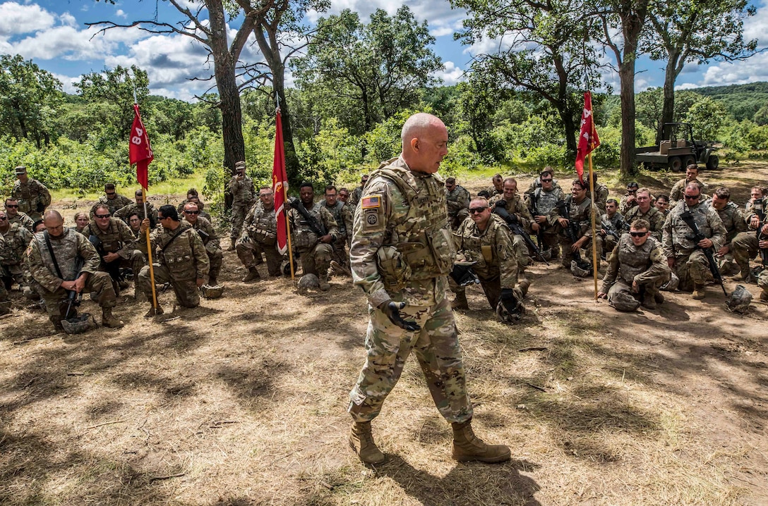 Lt. Gen. Charles D. Luckey speaks with Army Reserve Soldiers