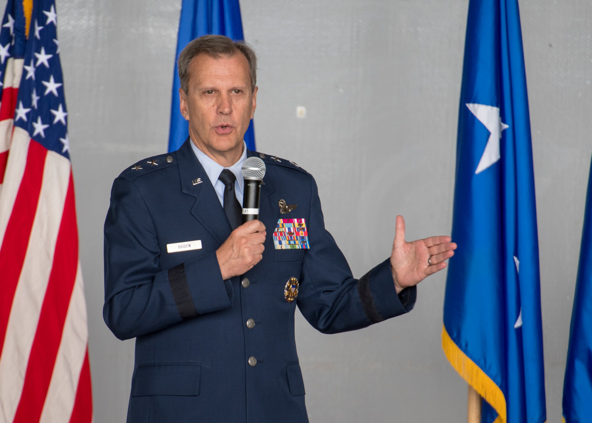 Dover reserve wing welcomes new commander