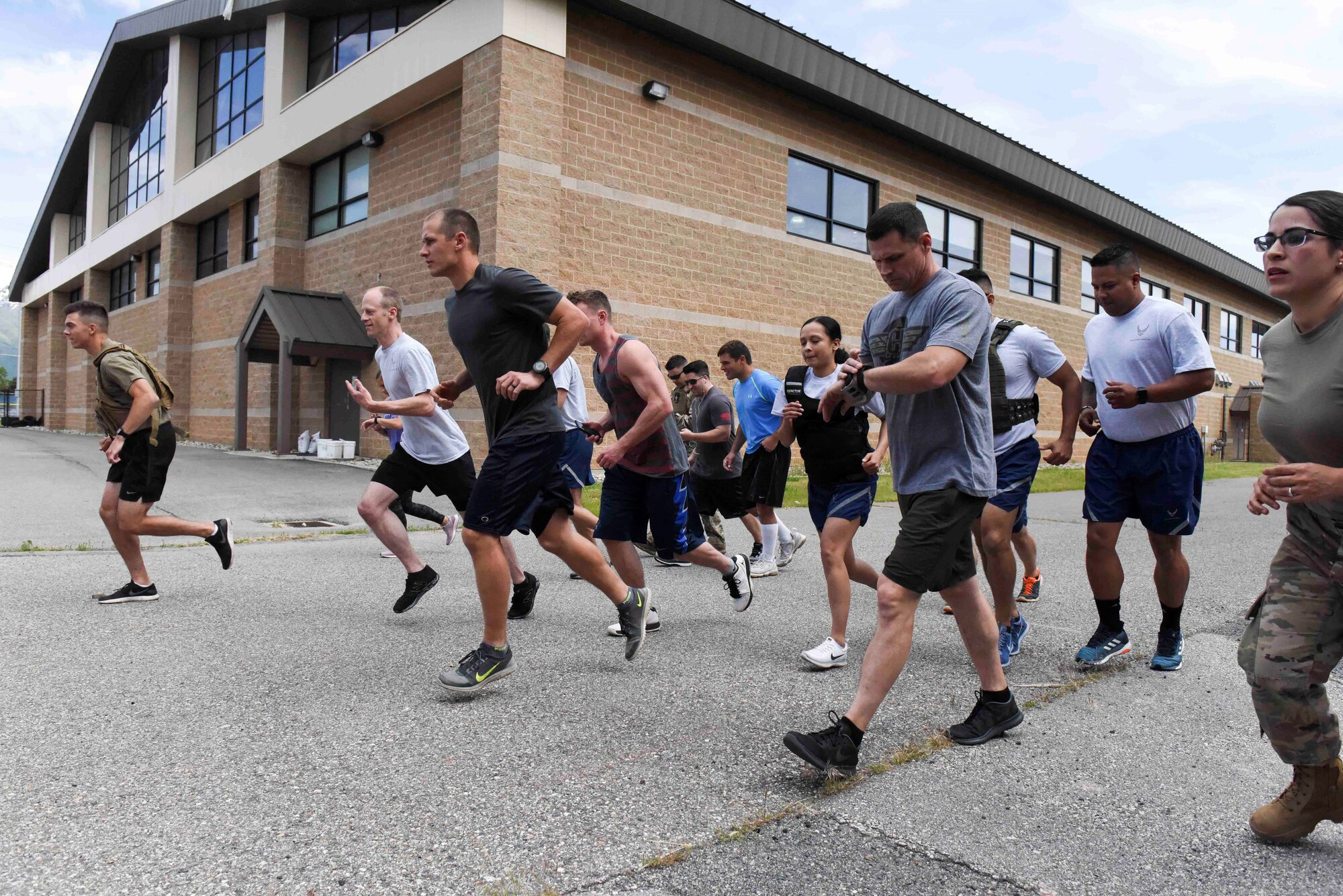 Reservists from the 419th Fighter Wing begin a one-mile run during the wing’s annual Murph Challenge