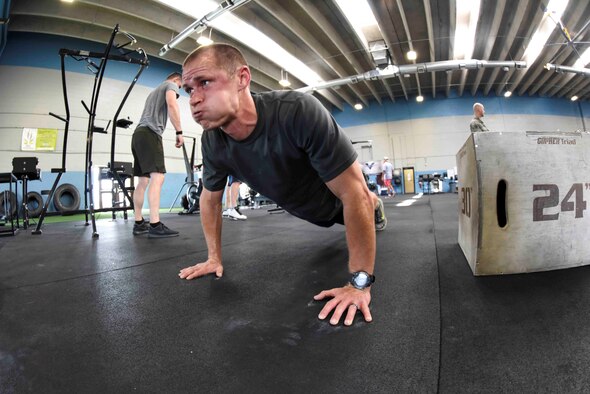 Reservists from the 419th Fighter Wing complete portions of the workout during the wing’s annual Murph Challenge