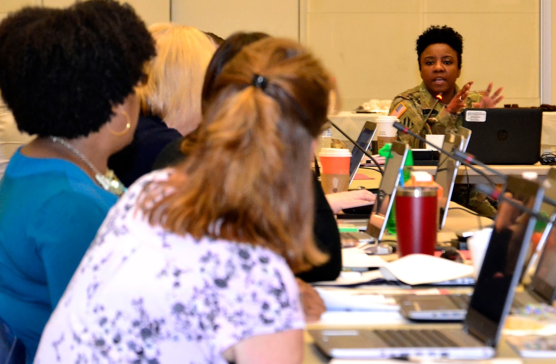 Army Lt. Col. Latrina Lee, DLA Troop Support J3/5 Current Operations chief, speaks with participants during a readiness exercise at DLA Troop Support May 28, 2019 in Philadelphia.