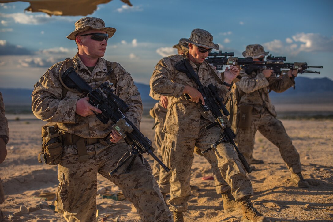 Reserve Marine riflemen practice remedial drills during ITX 4-19