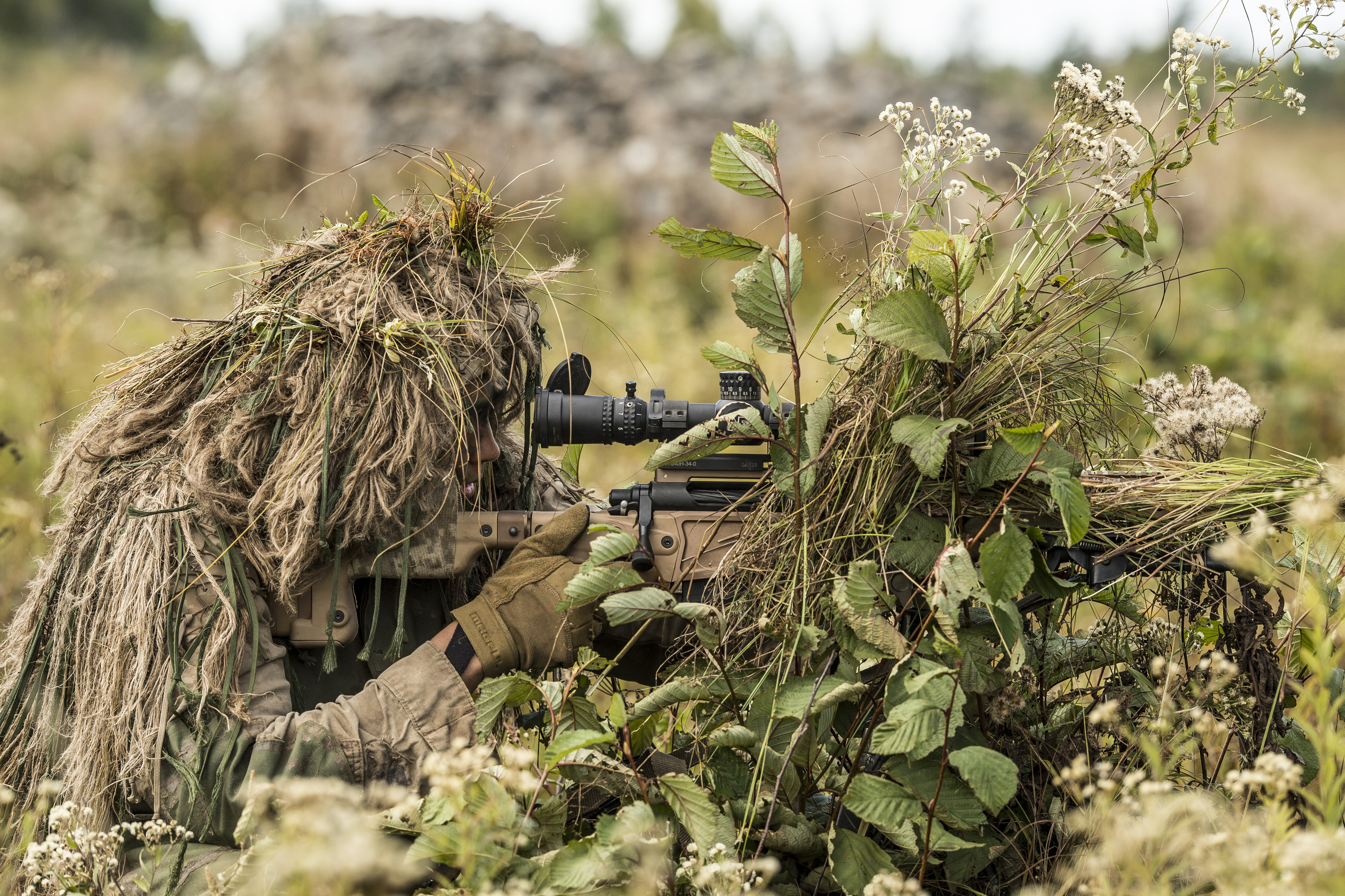 werfen Tropisch Verbessern us marine sniper ghillie suit Dekoration ...