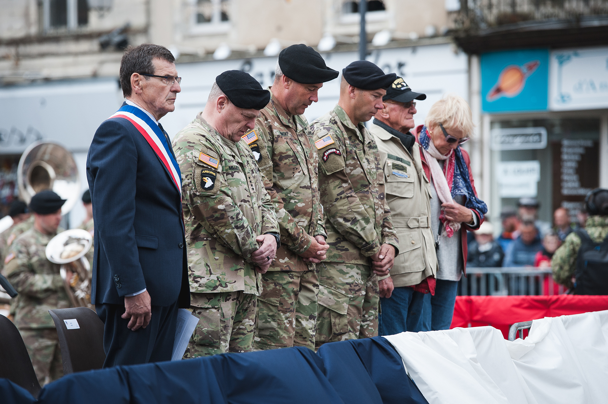 101st airborne division ceremony in carentan france