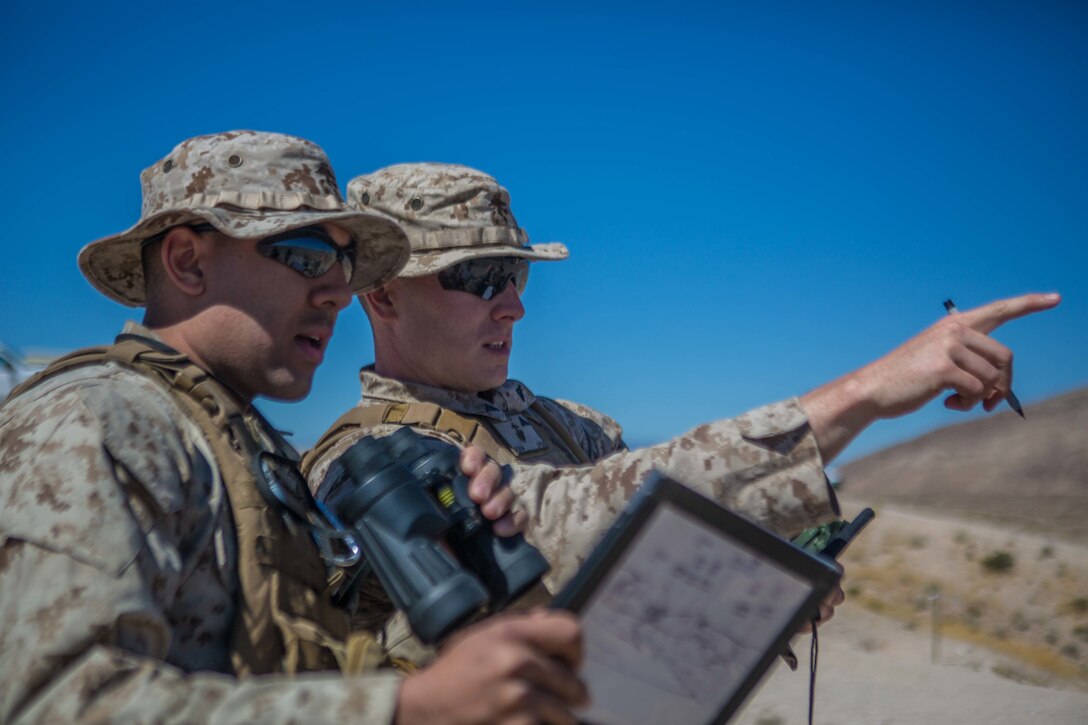 Reserve Marines call for fire at ITX 4-19
