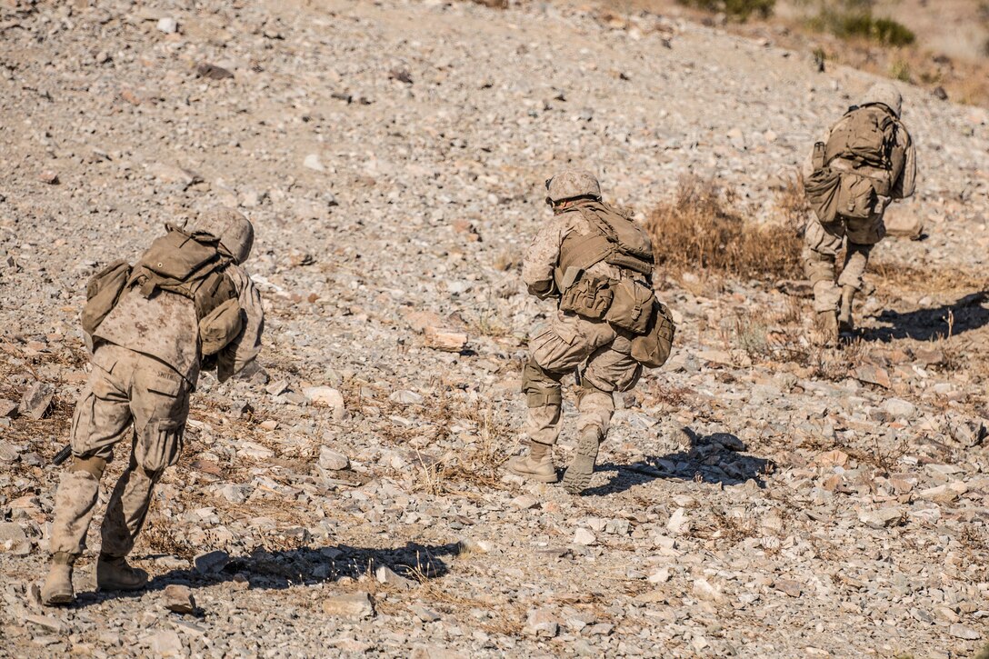 Platoon attack training on Range 410 during ITX 4-19