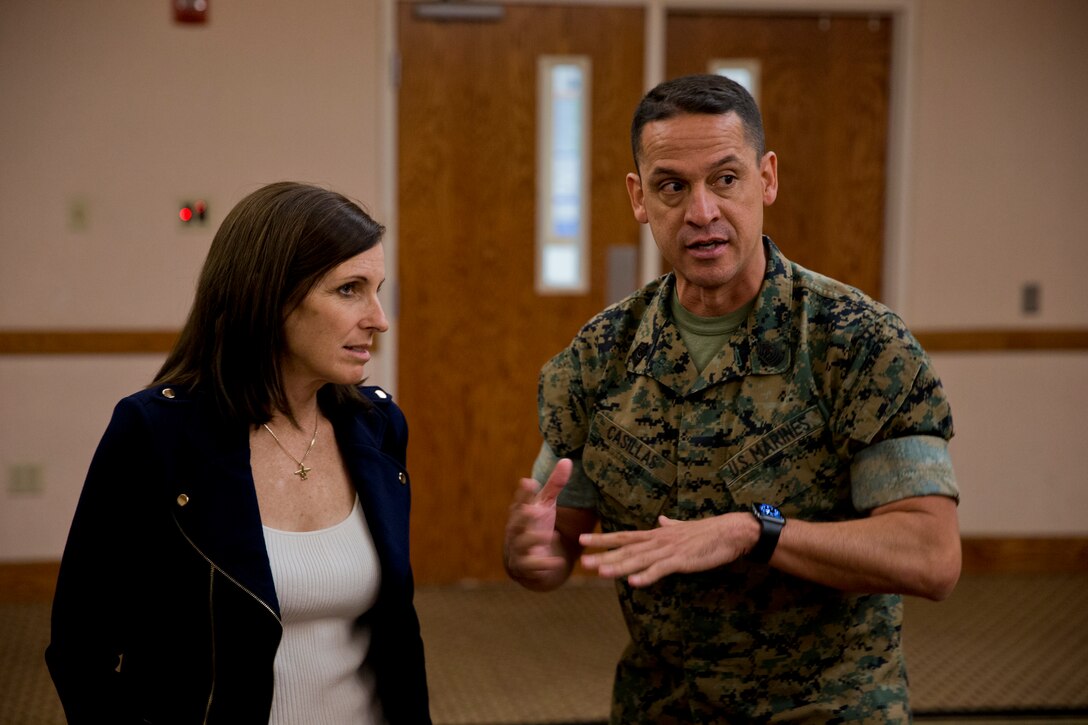 U.S. Senator Martha McSally visits Marine Corps Air Station (MCAS) Yuma to speak with commanders and Marines at MCAS Yuma, Ariz., April 17, 2019.