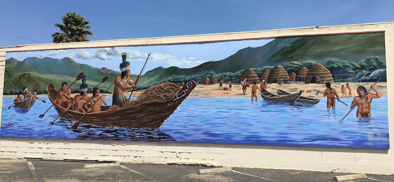 The Chumash Indians mural was the first one in Lompoc to be painted in one day by 12 to 20 artists working under the direction of a master artist. It is a salute to the Chumash Indians who inhabited the Lompoc Valley for many centuries.