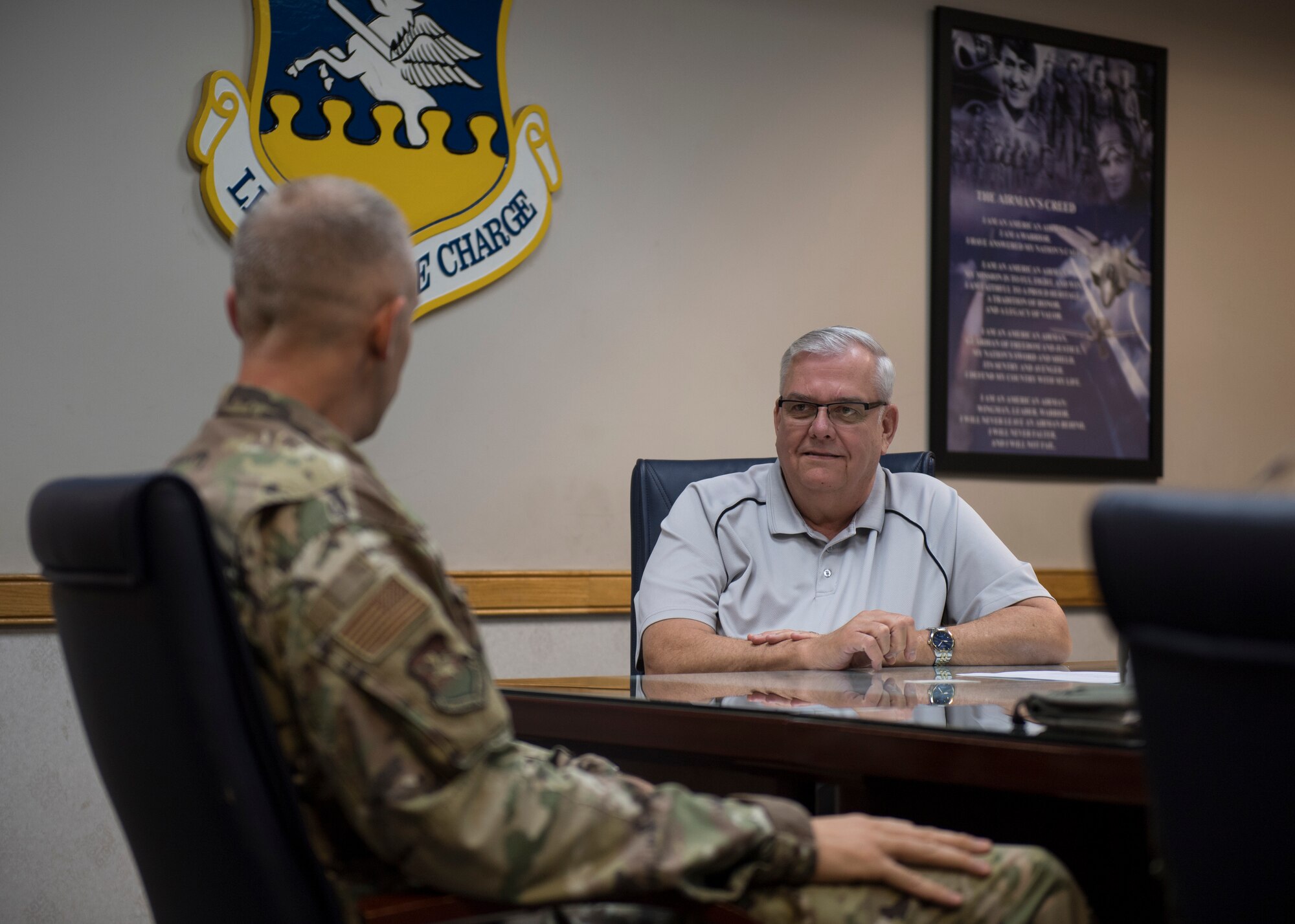 VFW members visits Osan AB