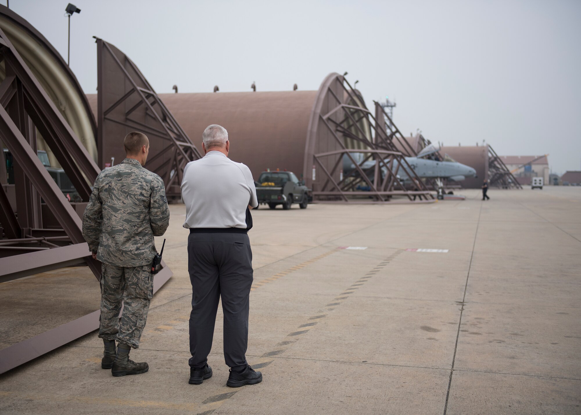 VFW members visits Osan AB