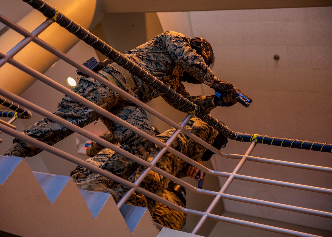 4th Civil Affairs Group Marines exercise active shooter emergency action plan