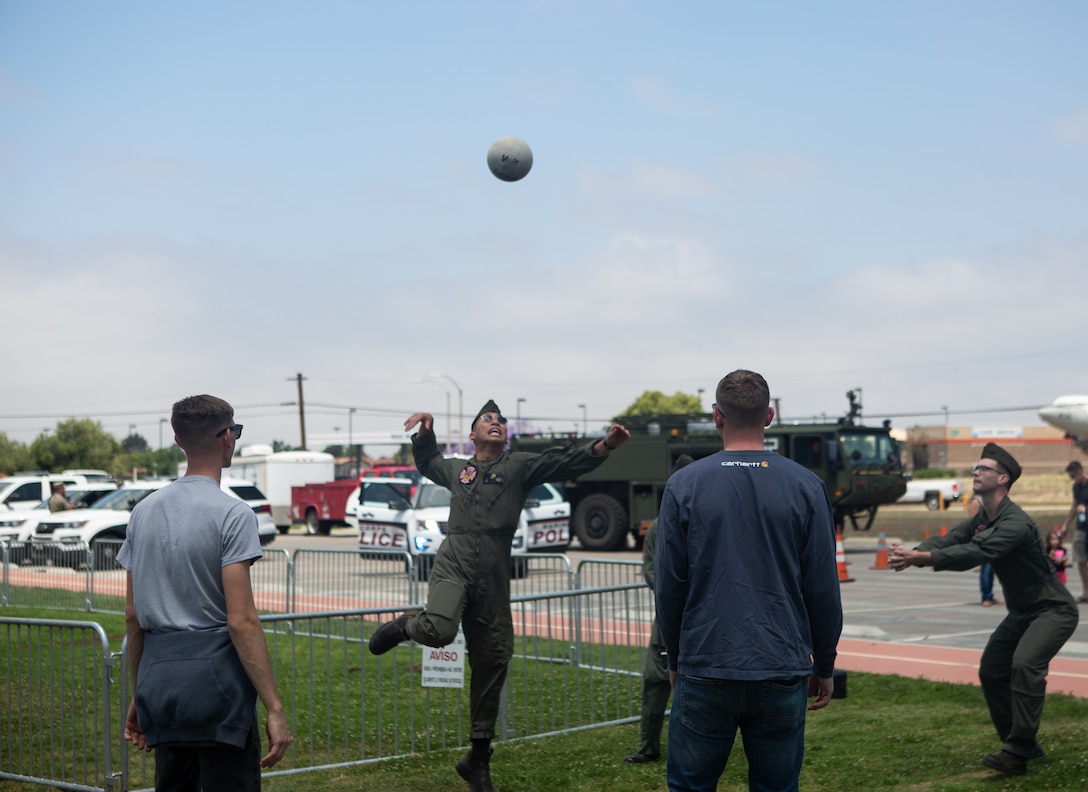 Marines from Headquarters and Headquarters Squadron (H&HS) play volleyball during the Summer Bash at Marine Corps Air Station Miramar, Calif., June 7. The annual Summer Bash is held to build unit camaraderie and give the Marines a chance to spend time with fellow Marines amongst the unit. (U.S. Marine Corps photo by Lance Cpl. Raynaldo Ramos)