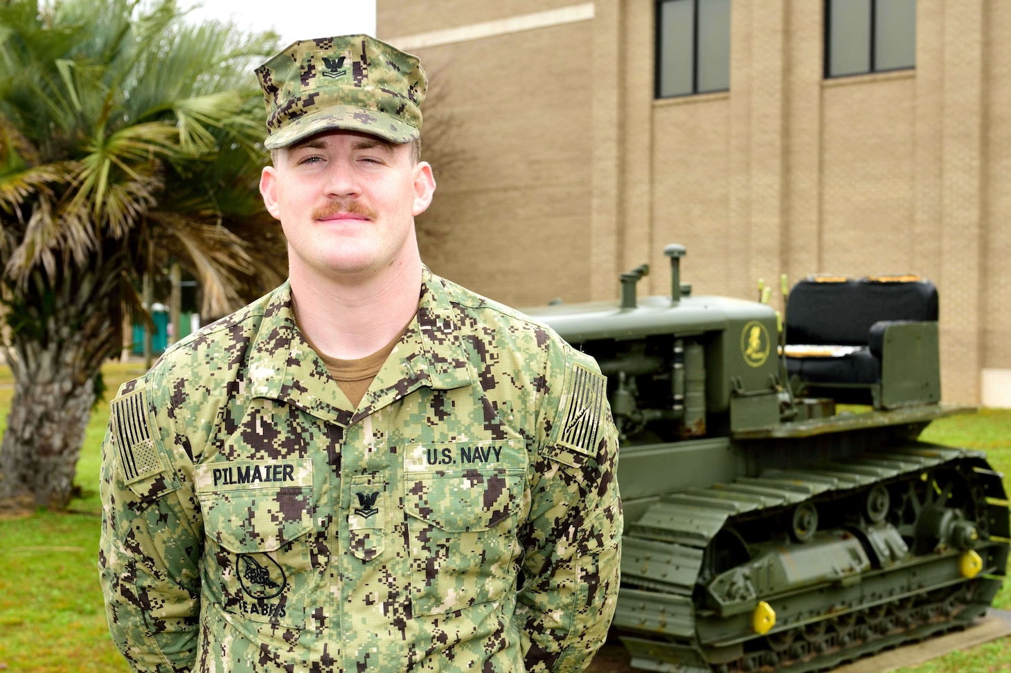 Ncg 2 Seabee Becomes First Active Duty Sailor Accepted Into Navys Cec Collegiate Program 