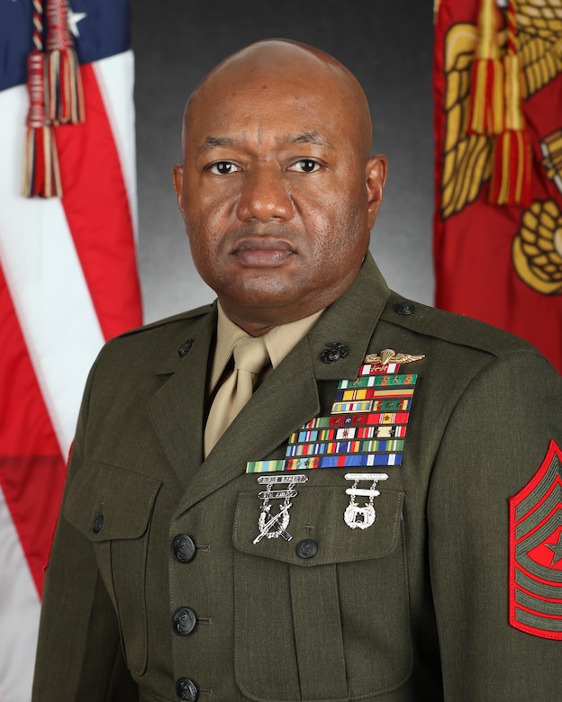 Sgt. Maj. William Banks III > 6th Marine Corps District > Leaders