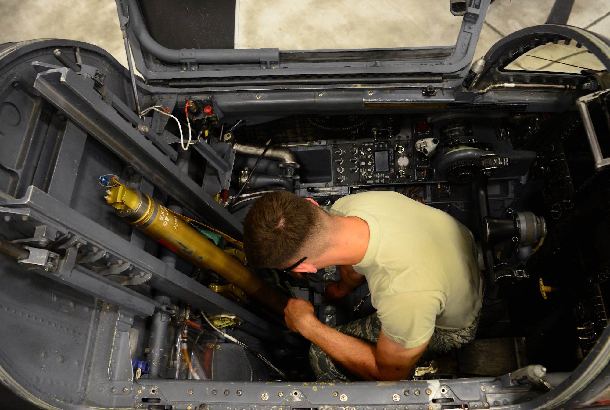 9th MXS egress shop upgrades ejection seat