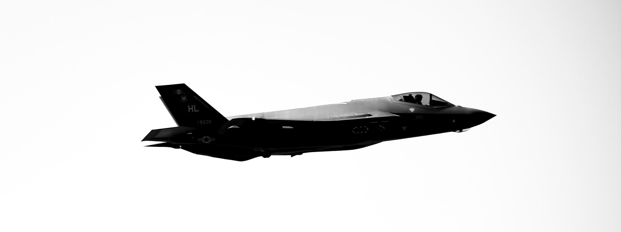U.S. F-35A Lightning II seen in mid-aid.