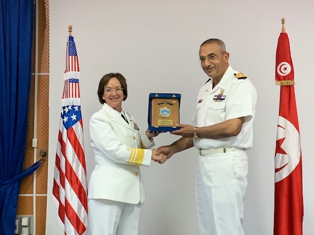 Vice Adm. Franchetti Visits Tunis