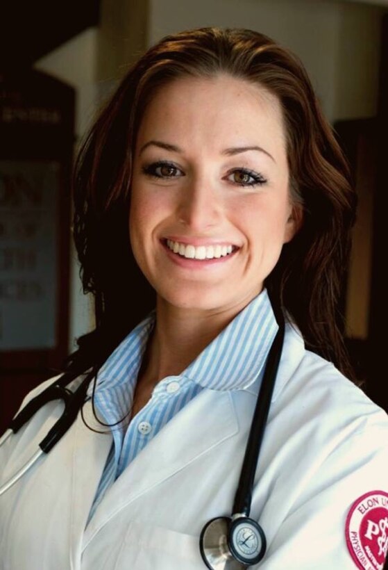 Dyess military spouse receives re-licensure reimbursement through new Air Force program