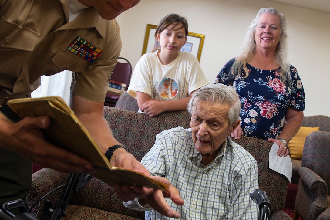 WWII Marine Raider shares his stories with Marines from 1st Marine Raider Battalion