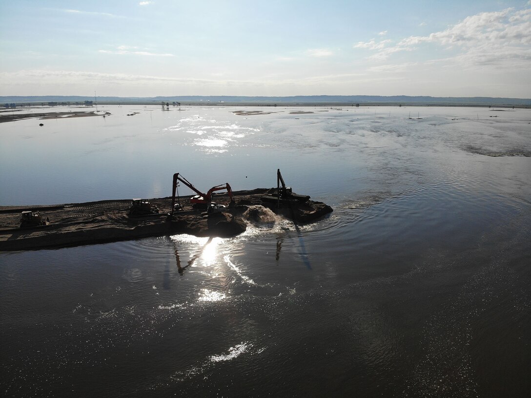 Aerial drone footage shows USACE, Omaha District work continuing on levee L575a June 13, 2019.