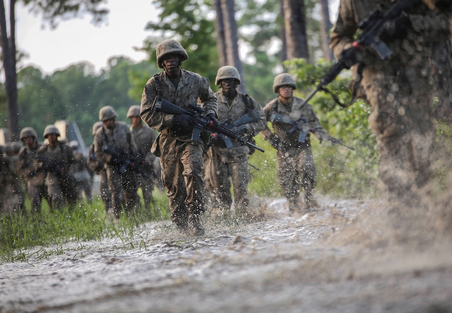 Recruits with Alpha Company participate in the Crucible on Parris Island, S.C. June 14, 2019. The Crucible is a 54-hour culminating event that requires recruits to work as a team and overcome challenges in order to earn the title United States Marine.

(U.S. Marine Corps photo by Sgt. Dana Beesley)