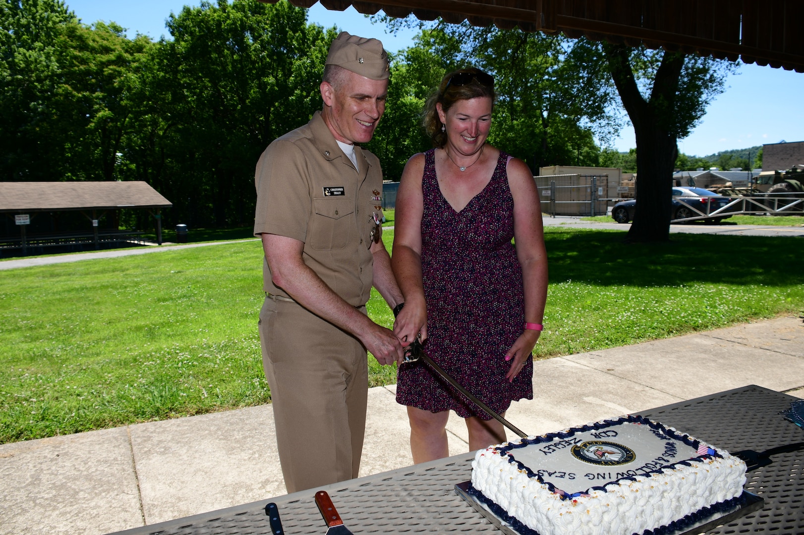 DLA Distribution Headquarters J4 Deputy Director retires