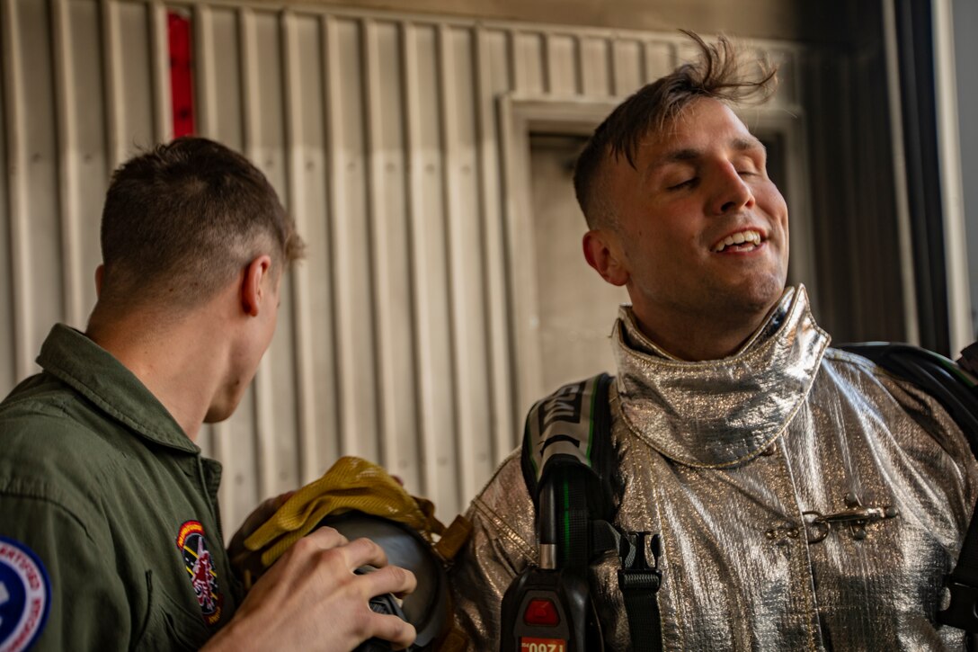 U.S. Marines with MWSS-471 conduct a physical training test at Canadian Forces Base Cold Lake