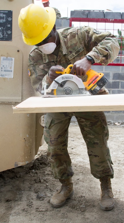 Army Reserve Engineers build schools for Guatemalan communities