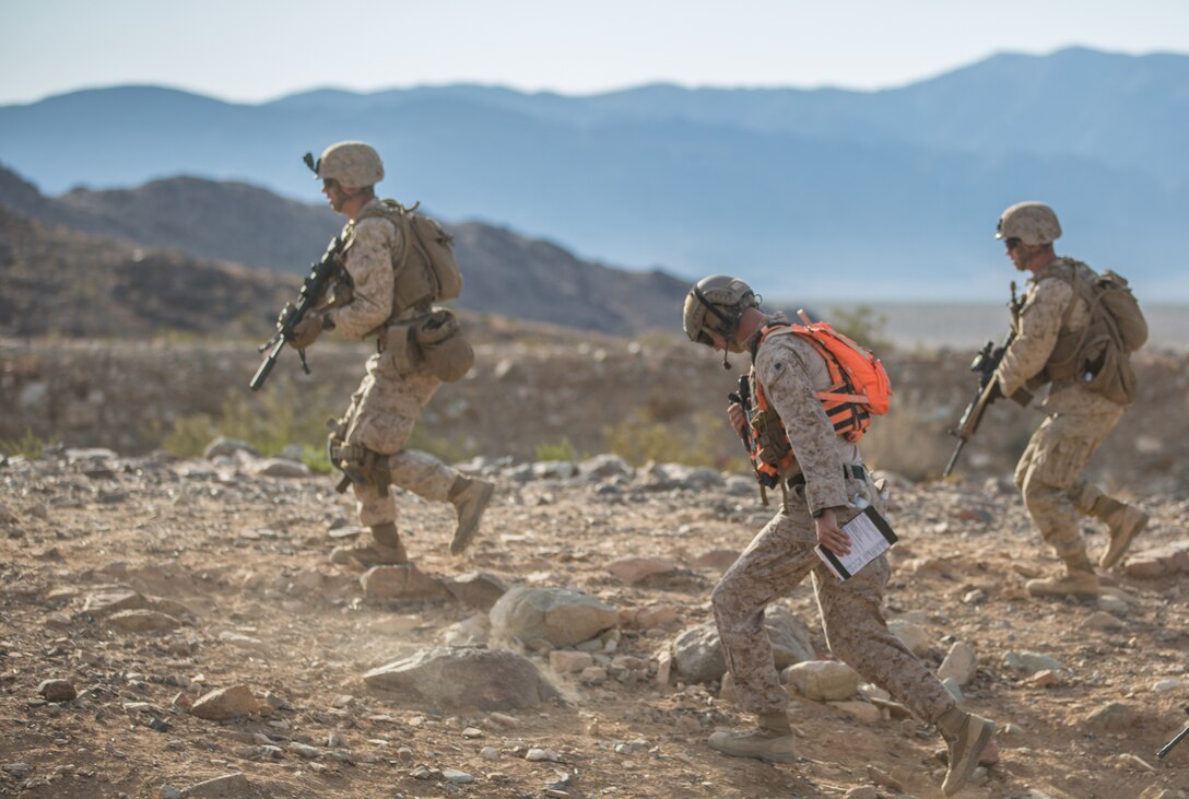 Reserve Marines attack Range 410A during ITX 4-19