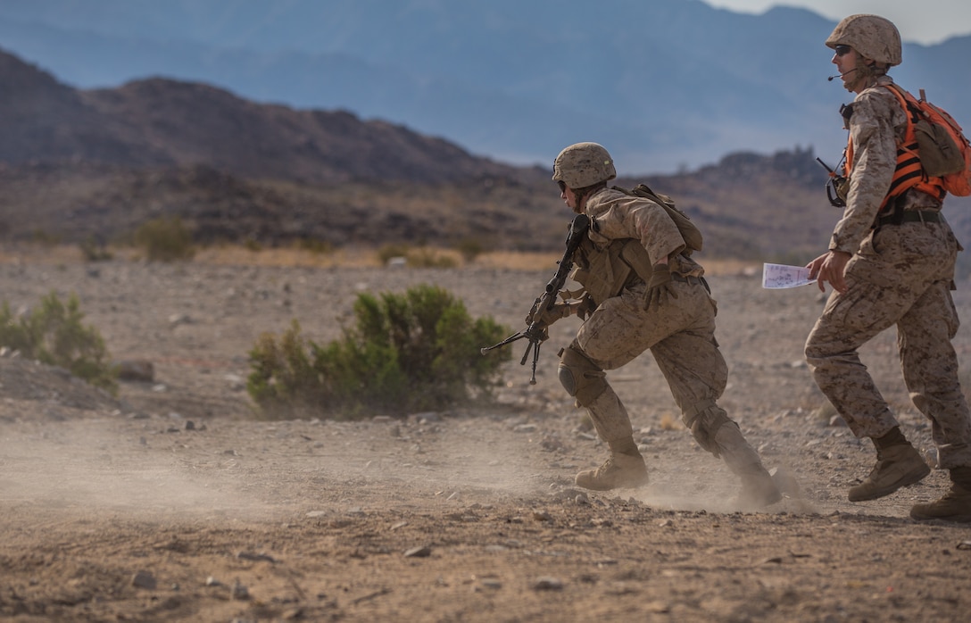Reserve Marines attack Range 410A during ITX 4-19