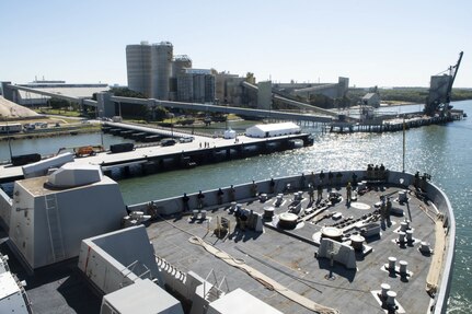 USS Green Bay, USS Ashland Visit Brisbane, Australia