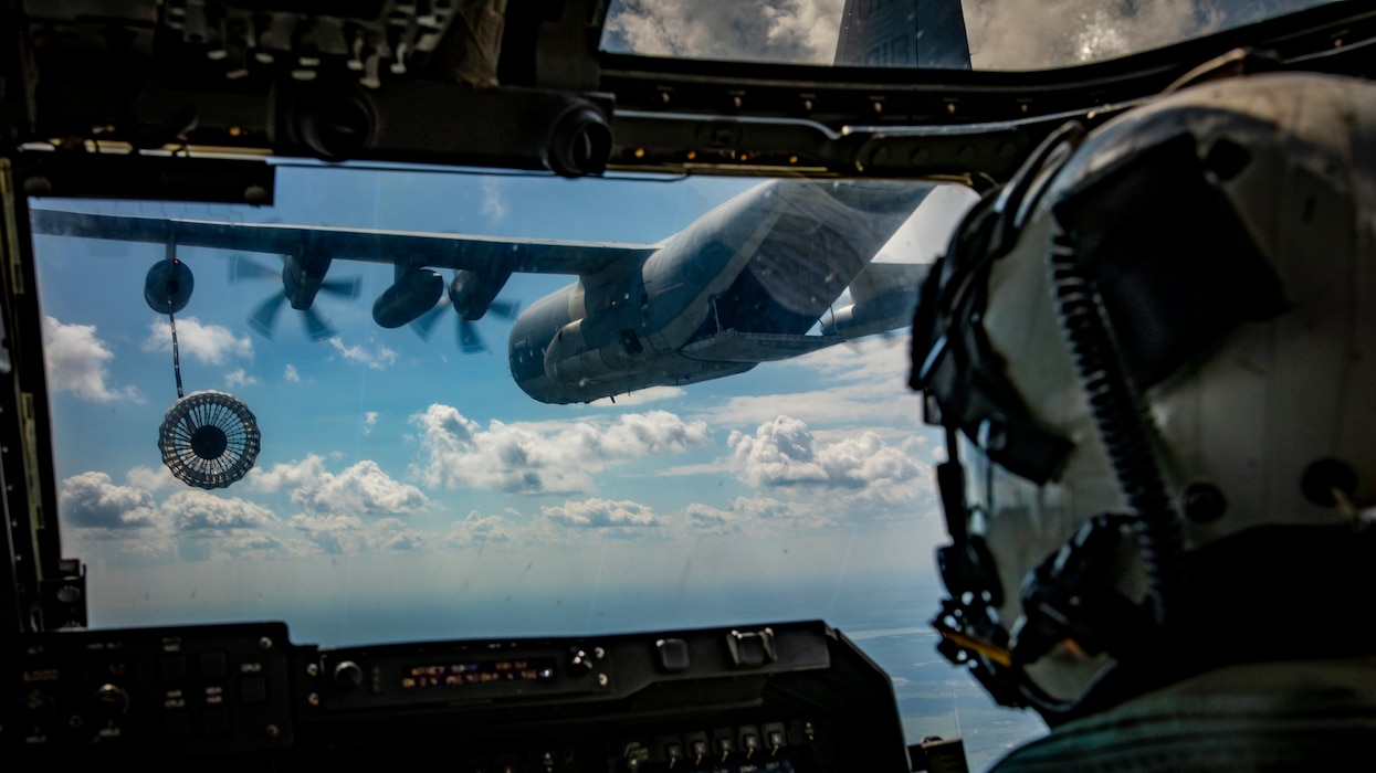 VMGR-234, VMM-764 conduct aerial refueling operation over Canada