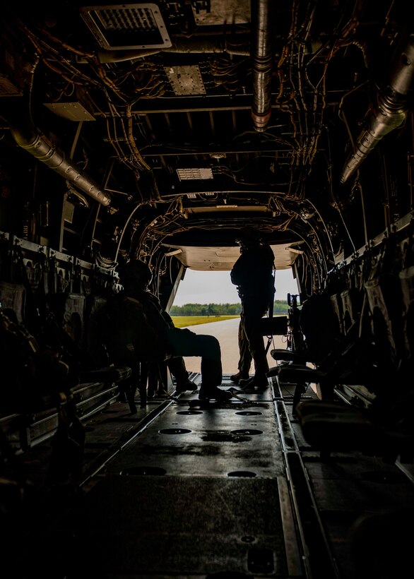 VMGR-234, VMM-764 conduct aerial refueling operation over Canada