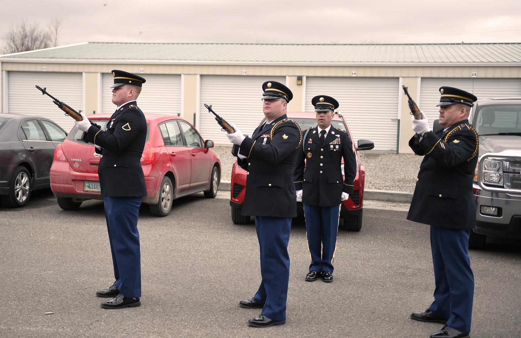 Mysterious bones in Military Footlocker positively identified as Illinois  National Guard Veteran five decades after murder > Illinois National Guard  > News Article View