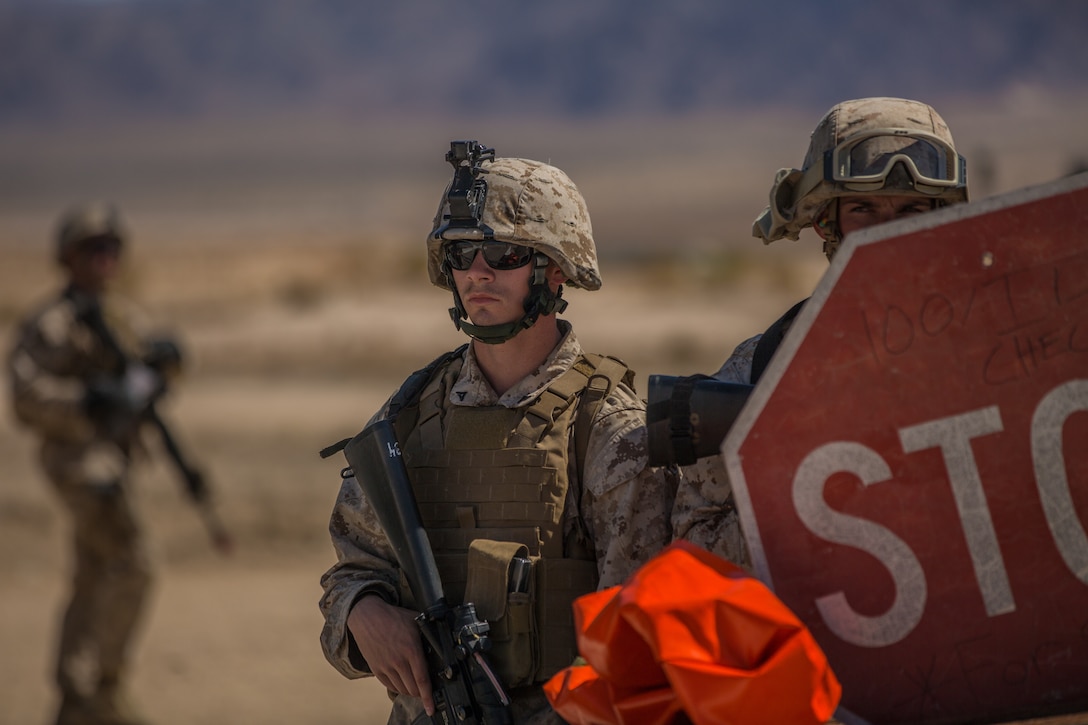 Reserve Marines defend airfield at ITX 4-19