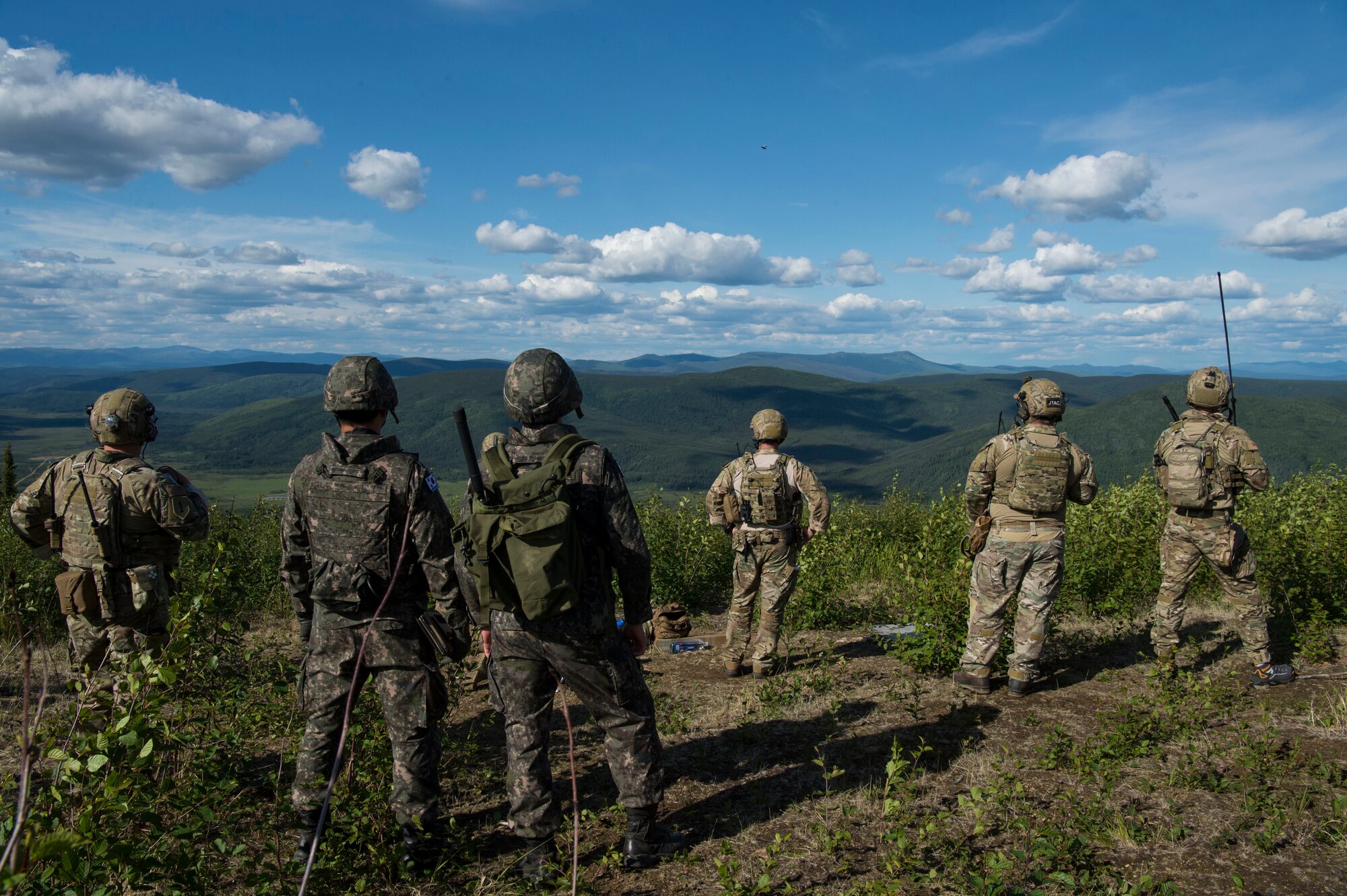 U.S. Air Force and Republic of Korea Air Force Joint Terminal Attack Controllers conduct close air support training mission during RED FLAG-Alaska 19-2 at Eielson Air Force Base, Alaska, June 12, 2019. This U.S. Pacific Air Forces large force exercise enables U.S. and international forces to strengthen partnerships and improve interoperability by sharing tactics, techniques and procedures for multi-domain operations. (U.S. Air Force photo by Senior Airman Kristen Heller)