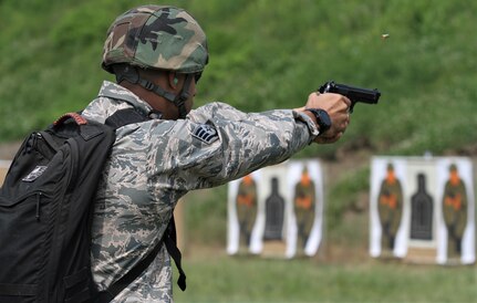 The Regional Training Site – Maintenance Fort Indiantown Gap hosted its annual German Armed Forces Proficiency Badge competition on May 31-June 2. The RTS-M Fort Indiantown Gap falls under the command and control of the 94th Training Division, which supports the 80th Training Command's mission of more than 2,700 instructors providing essential training to Army Reserve, National Guard, and Active Duty Soldiers.