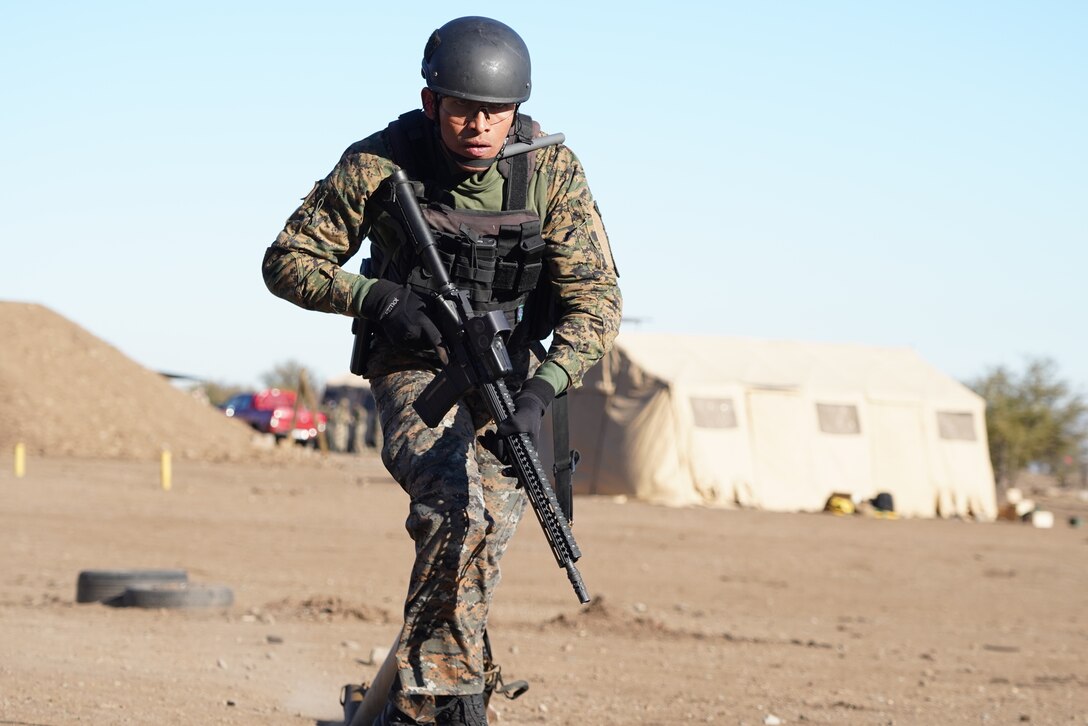 A Guatemalan competitor goes through critical task day one lane during Fuerzas Comando 2019, Santiago, Chile, June 18, 2019.