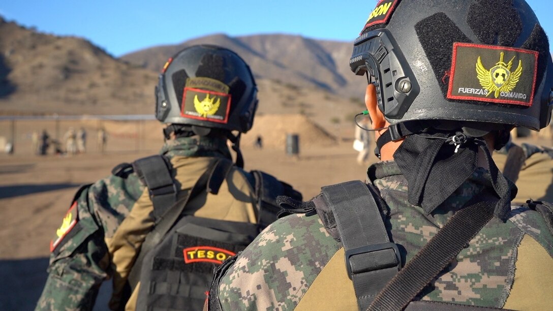 Honduran competitors go through critical task day one lane during Fuerzas Comando 2019, Santiago, Chile, June 18, 2019.