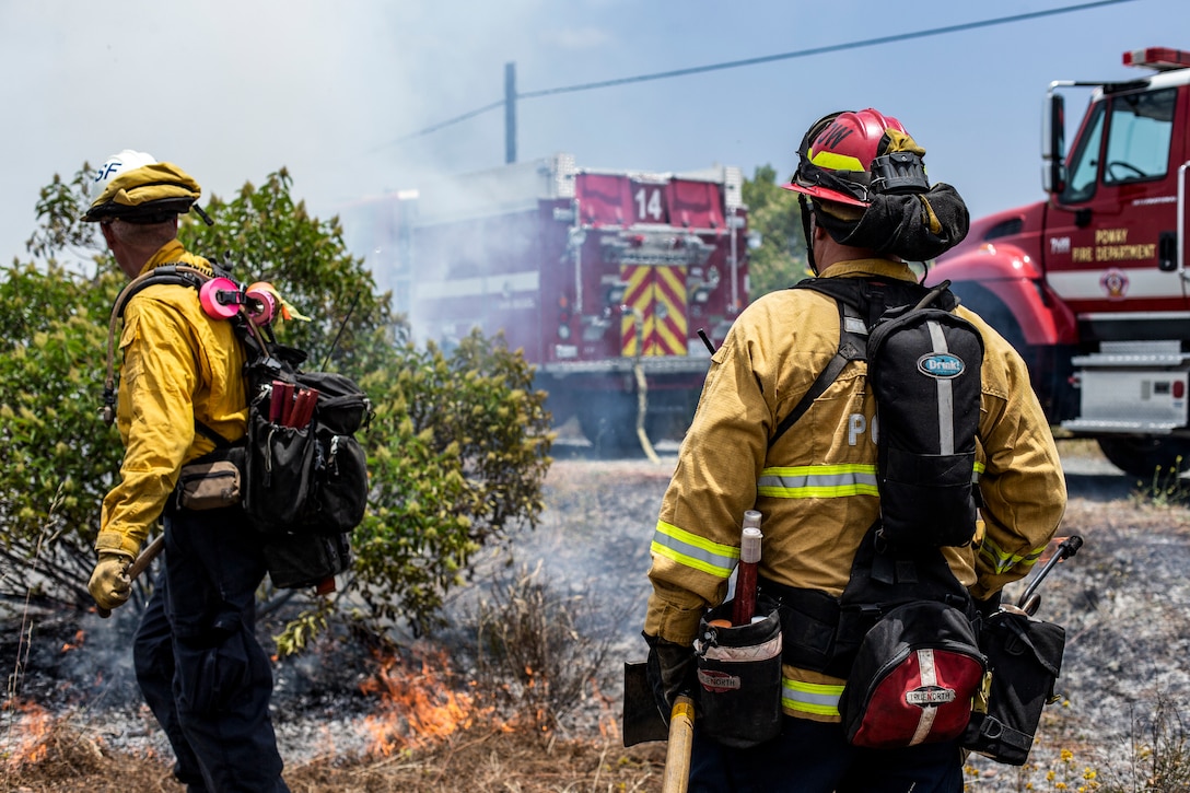 Fighting Fire with Fire! MCAS Miramar conducts controlled burns