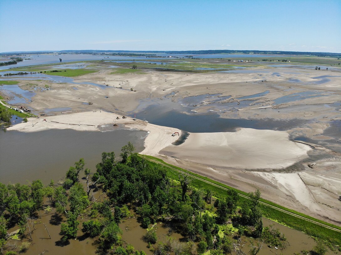 Aerial view showing Levee 575a progress as of June 24, 2019.