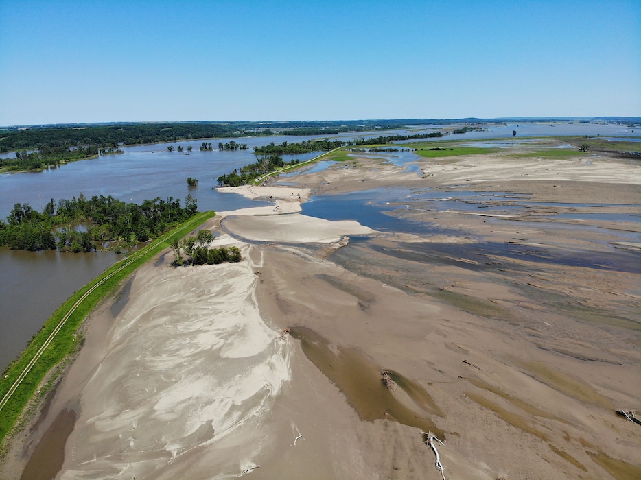 Aerial view showing Levee 575a progress as of June 24, 2019.