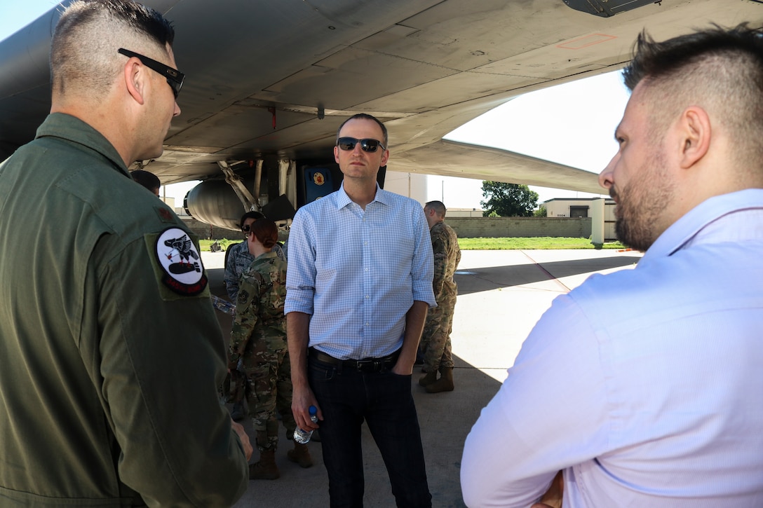 Czech Republic Delegation tour Dyess AFB